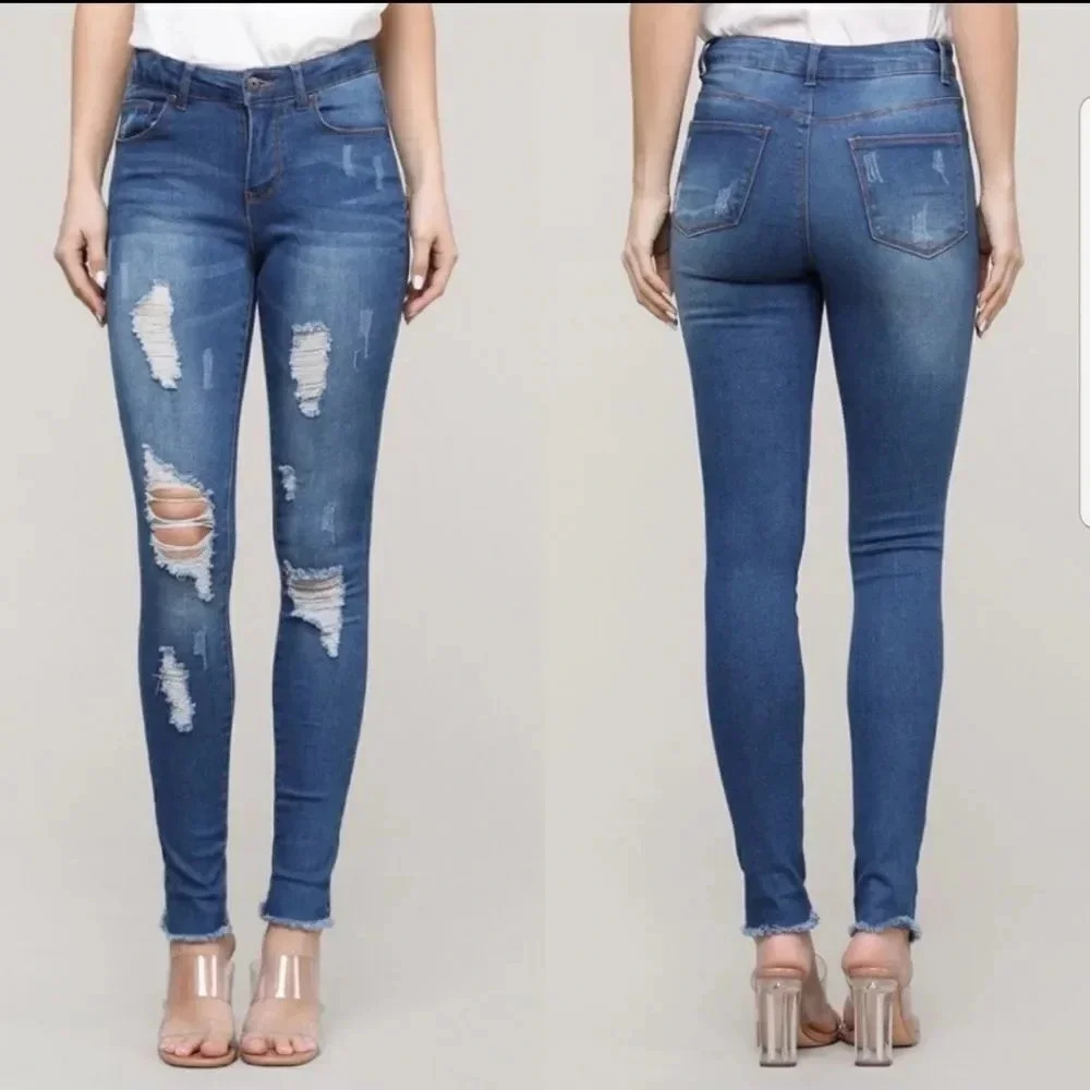 ❤️ NaNa ❤️ | Distressed Mid Rise Skinny Denim Jean's Sz 5